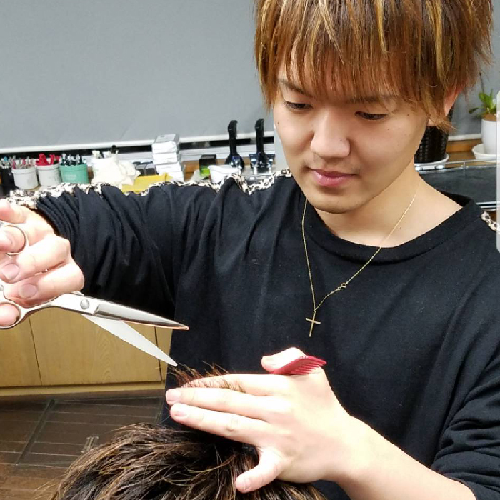 佐藤さん|卒業生の声|郡山理容学校